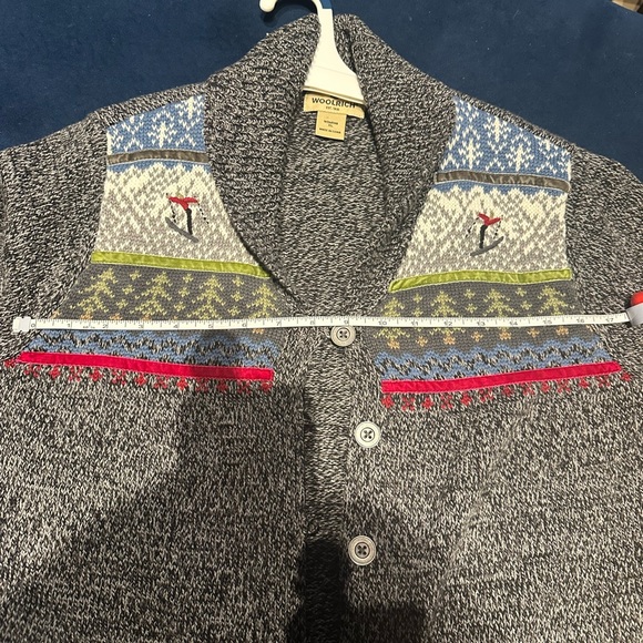 Woolrich Black & White Patterned Cardigan Sweater w Skiers - Picture 6 of 10